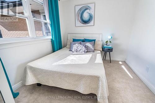 107 Weber Street S, Waterloo, ON - Indoor Photo Showing Bedroom