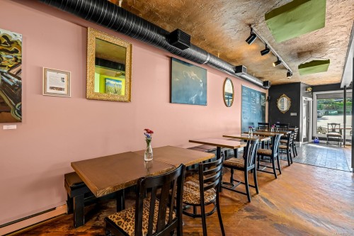 355 4Th St, Courtenay, BC 