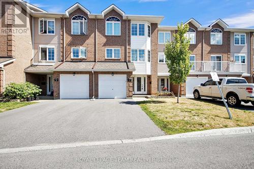 4 - 7 Wrenwood Crescent, Ottawa, ON - Outdoor With Facade