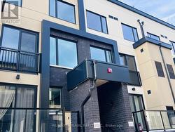 209 - 1670 VICTORIA PARK AVENUE  Toronto, ON M1R 0G8