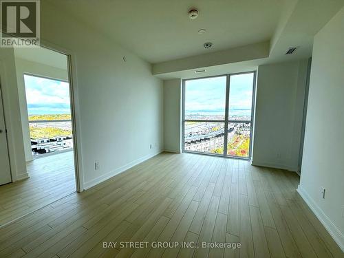 1003 - 3071 Trafalgar Road, Oakville, ON - Indoor Photo Showing Other Room