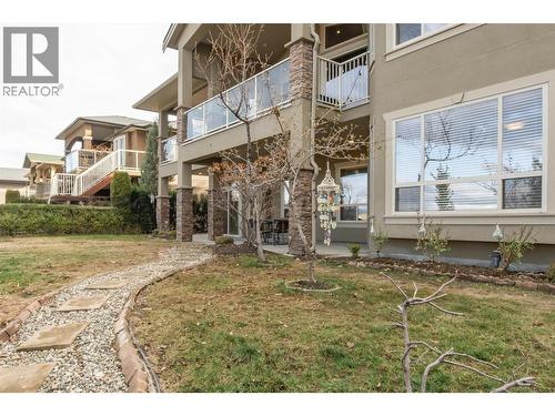 Enough backyard space to add a pool - 679 Devonian Avenue, Kelowna, BC - Outdoor