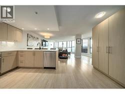 2504 1088 QUEBEC STREET  Vancouver, BC V6A 4H2