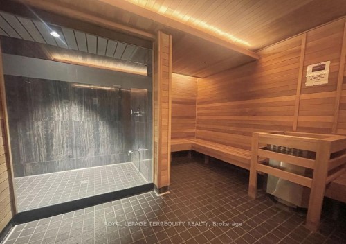 5105-2221 Yonge Street, Toronto, ON - Indoor Photo Showing Other Room