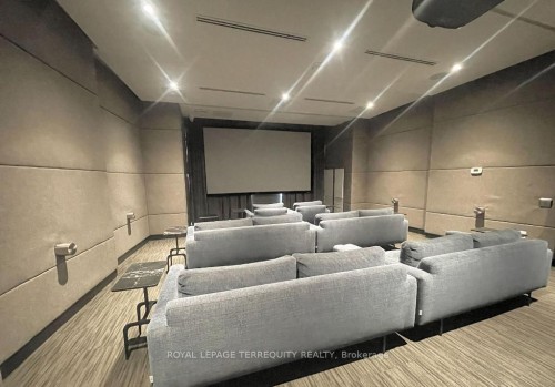 5105-2221 Yonge Street, Toronto, ON - Indoor Photo Showing Other Room