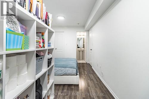 22 - 2488 Post Road, Oakville (Ro River Oaks), ON - Indoor