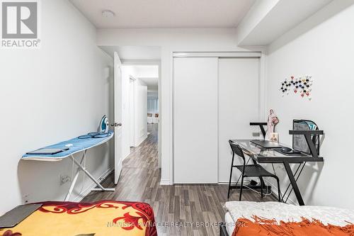 22 - 2488 Post Road, Oakville (Ro River Oaks), ON - Indoor