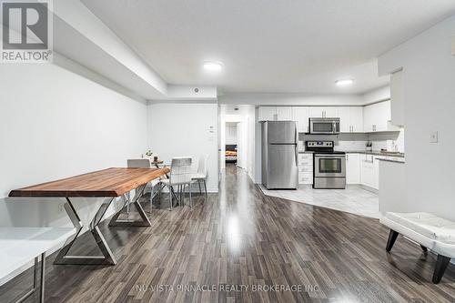 22 - 2488 Post Road, Oakville (Ro River Oaks), ON - Indoor