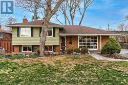 2053 SAXON ROAD  Oakville, ON L6L 2V1