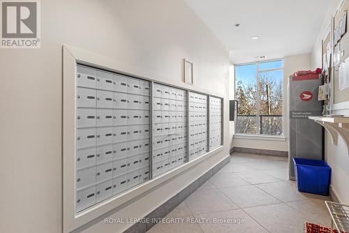 410 - 7 Marquette Avenue, Ottawa, ON - Indoor Photo Showing Other Room