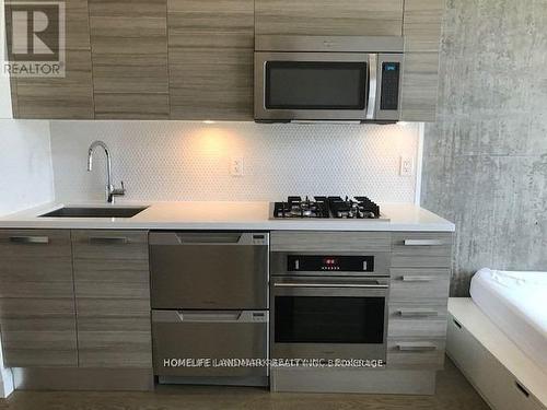 1205 - 224 King Street W, Toronto, ON - Indoor Photo Showing Kitchen With Upgraded Kitchen