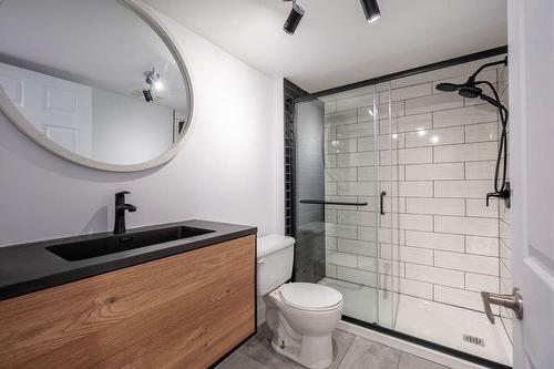 Bathroom - A-580 Boul. Taschereau, La Prairie, QC - Indoor Photo Showing Bathroom
