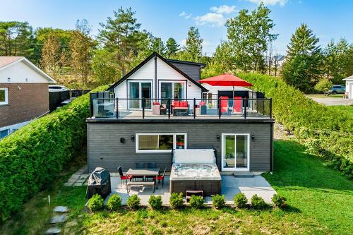 Terrasse - 10327 Rue Des Riverains, Sherbrooke (Brompton/Rock Forest/Saint-Élie/Deauville), QC - Outdoor