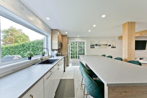 Cuisine - 10327 Rue Des Riverains, Sherbrooke (Brompton/Rock Forest/Saint-Élie/Deauville), QC - Indoor Photo Showing Kitchen