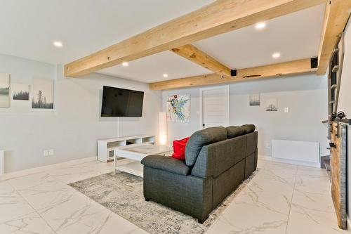 Salon - 10327 Rue Des Riverains, Sherbrooke (Brompton/Rock Forest/Saint-Élie/Deauville), QC - Indoor