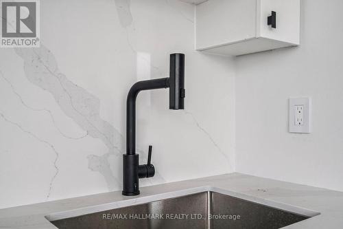 1214 - 7 Bishop Avenue, Toronto, ON - Indoor Photo Showing Other Room