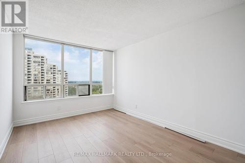 1214 - 7 Bishop Avenue, Toronto, ON - Indoor Photo Showing Other Room