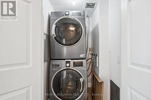 1214 - 7 Bishop Avenue, Toronto, ON - Indoor Photo Showing Laundry Room