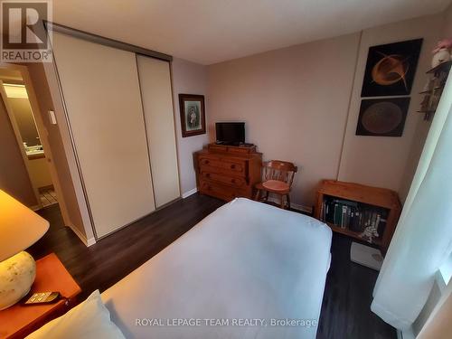 304 - 50 Burnside Avenue, Ottawa, ON - Indoor Photo Showing Bedroom