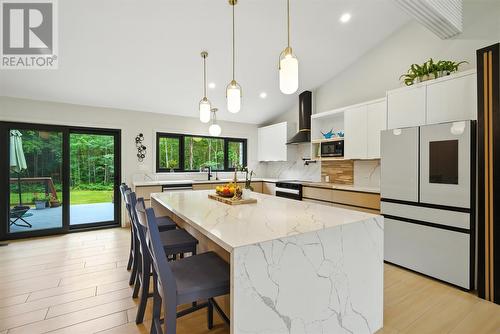 4223 Queen St, Sault Ste. Marie, ON - Indoor Photo Showing Kitchen