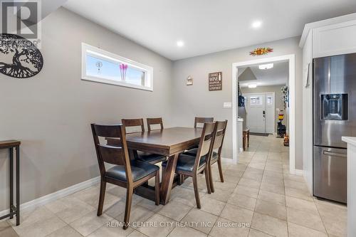 45 Charter Creek Court, St. Thomas, ON - Indoor Photo Showing Dining Room