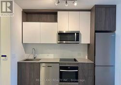 PH1920 - 60 PRINCESS STREET  Toronto, ON M5A 2C7