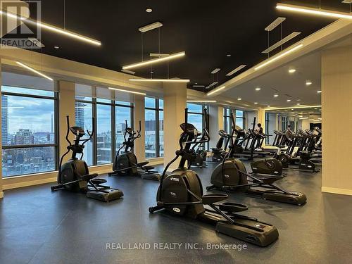 Ph1920 - 60 Princess Street, Toronto, ON - Indoor Photo Showing Gym Room