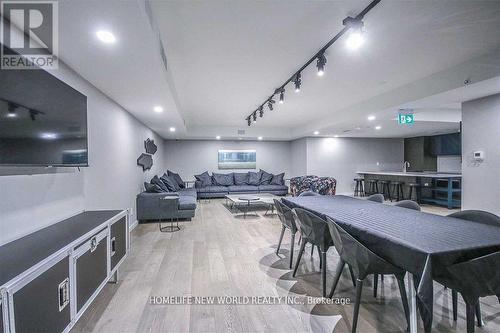 2605 - 28 Wellesley Street E, Toronto, ON - Indoor Photo Showing Other Room