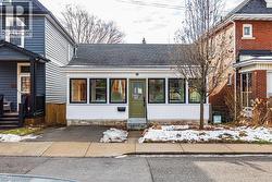 47 TOM Street  Hamilton, ON L8R 1X2