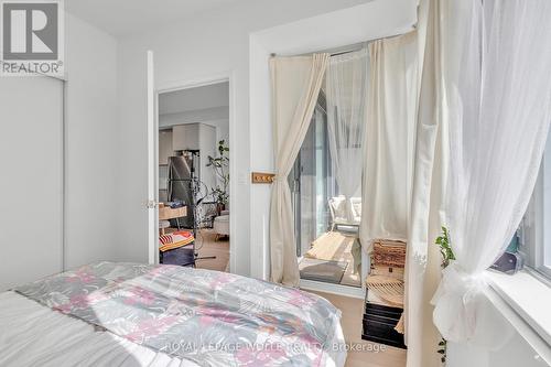 412 - 859 The Queensway, Toronto, ON - Indoor Photo Showing Bedroom