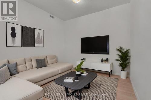 412 - 859 The Queensway, Toronto, ON - Indoor Photo Showing Living Room