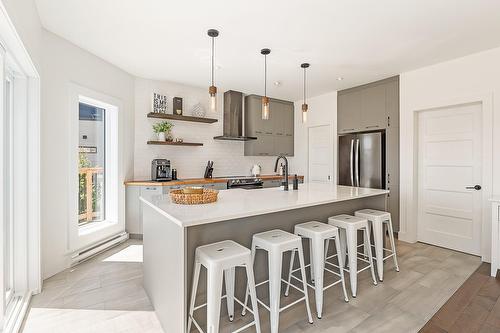 Cuisine - 251 Ch. Des Bosquets-Fleuris, Stanstead - Canton, QC - Indoor Photo Showing Kitchen With Upgraded Kitchen