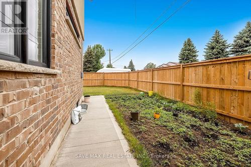 23 Forfar Avenue, Kitchener, ON - Outdoor