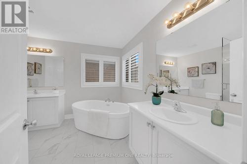 31 Prady Lane, New Tecumseth, ON - Indoor Photo Showing Bathroom