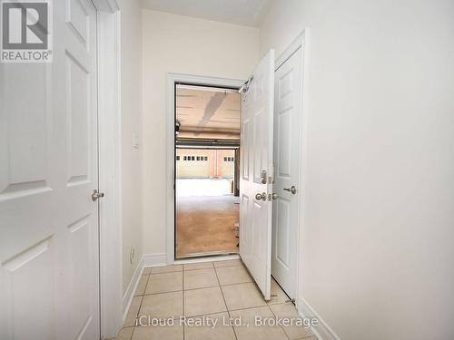 3069 Preserve Drive, Oakville, ON - Indoor