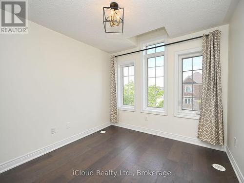 3069 Preserve Drive, Oakville, ON - Indoor Photo Showing Other Room