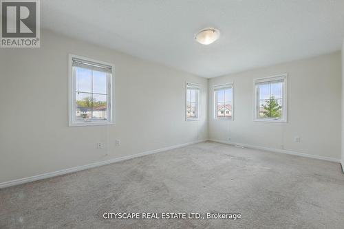 8485 Primrose Lane, Niagara Falls, ON - Indoor Photo Showing Other Room