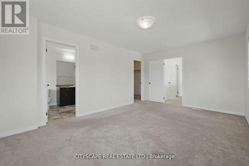 8485 Primrose Lane, Niagara Falls, ON - Indoor Photo Showing Other Room