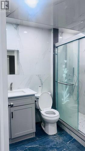 357 Mactier Drive, Vaughan, ON - Indoor Photo Showing Bathroom
