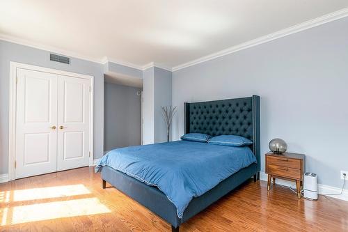 Bedroom - 5H-1210 Boul. De Maisonneuve O., Montréal (Ville-Marie), QC - Indoor Photo Showing Bedroom