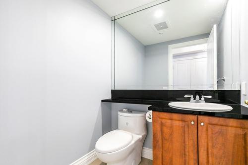 Powder room - 5H-1210 Boul. De Maisonneuve O., Montréal (Ville-Marie), QC - Indoor Photo Showing Bathroom