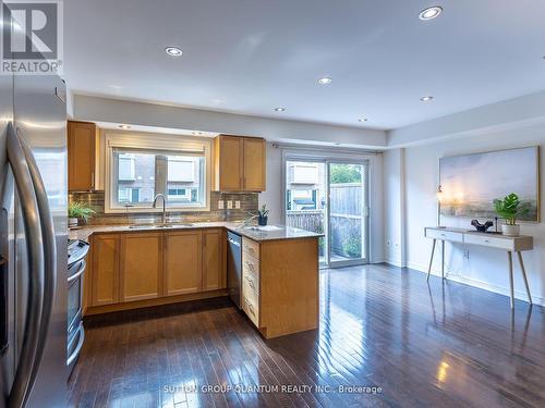 50 Rosewood Avenue, Mississauga, ON - Indoor Photo Showing Kitchen With Double Sink