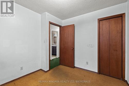 6183 Johnson Drive, Niagara Falls (Church'S Lane), ON - Indoor Photo Showing Other Room