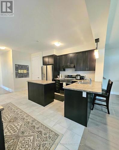 50 Sunflower Crescent, Thorold, ON - Indoor Photo Showing Kitchen With Upgraded Kitchen