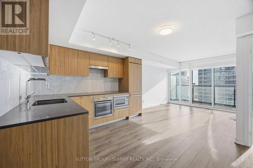2901 - 70 Queens Wharf Road, Toronto, ON - Indoor Photo Showing Kitchen