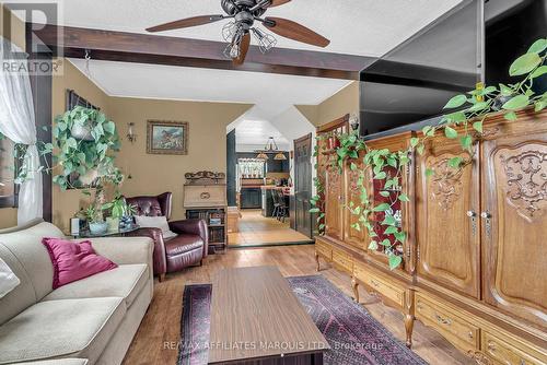 1590 Cornwall Road, Cornwall, ON - Indoor Photo Showing Other Room