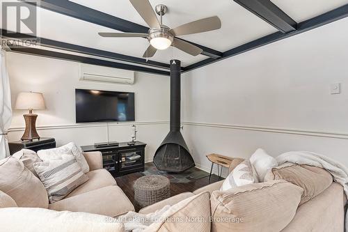 2 Sunset Court, Collingwood, ON - Indoor