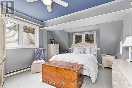 2 Sunset Court, Collingwood, ON - Indoor Photo Showing Bedroom