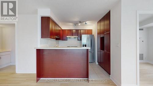 3111 - 36 Lee Centre Drive, Toronto, ON - Indoor Photo Showing Kitchen