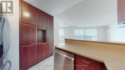 3111 - 36 Lee Centre Drive, Toronto, ON - Indoor